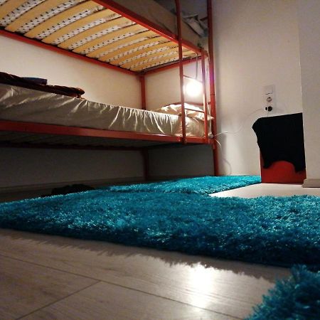 Lamis Hostel Boedapest Buitenkant foto