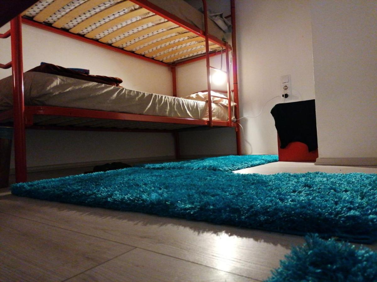 Lamis Hostel Boedapest Buitenkant foto