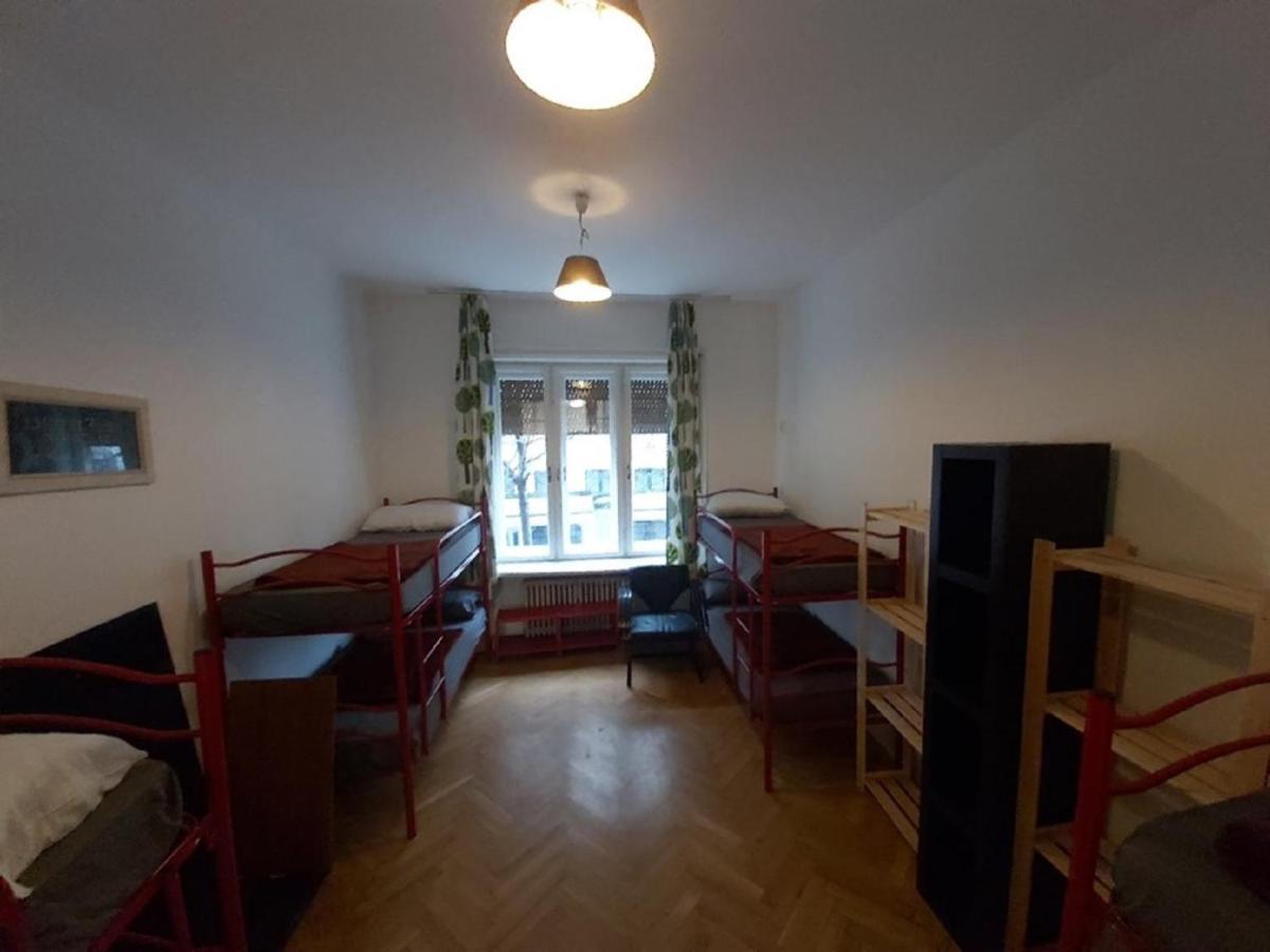 Lamis Hostel Boedapest Buitenkant foto
