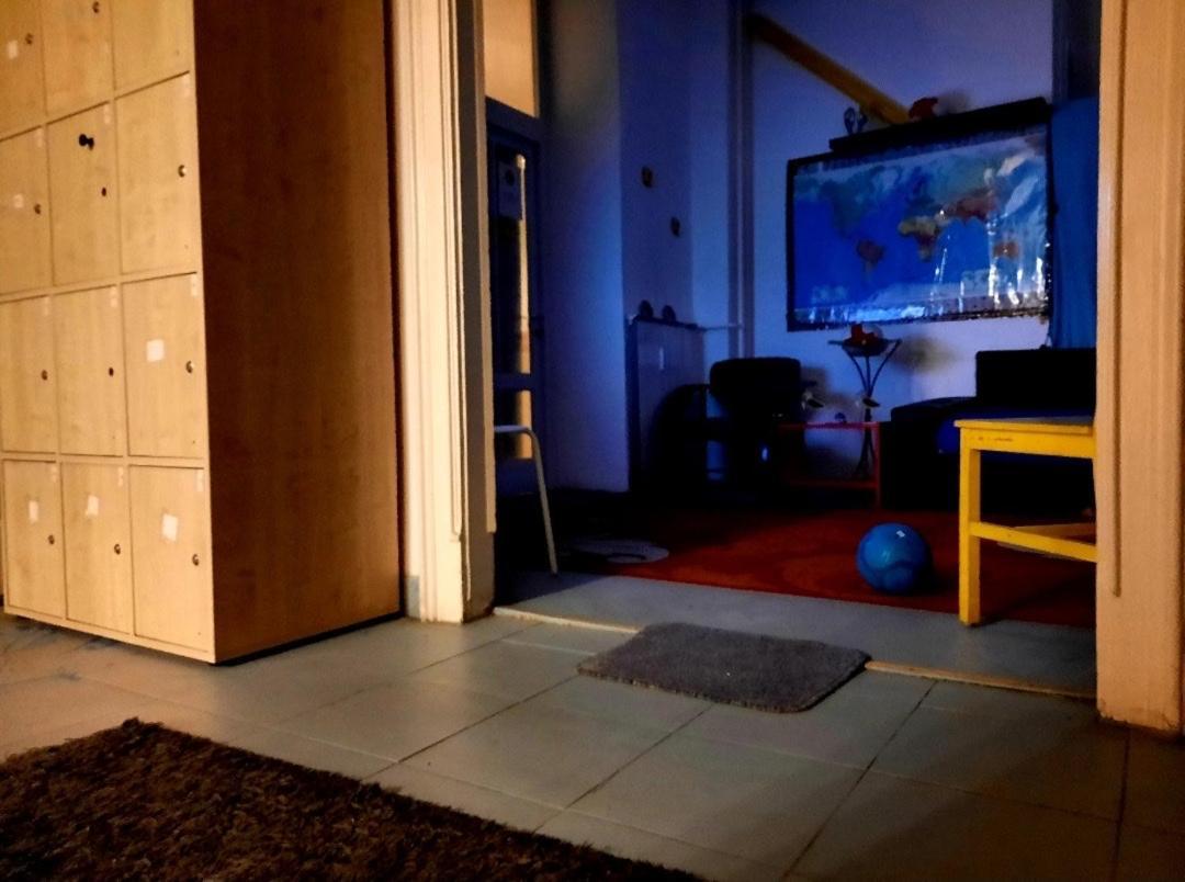 Lamis Hostel Boedapest Buitenkant foto