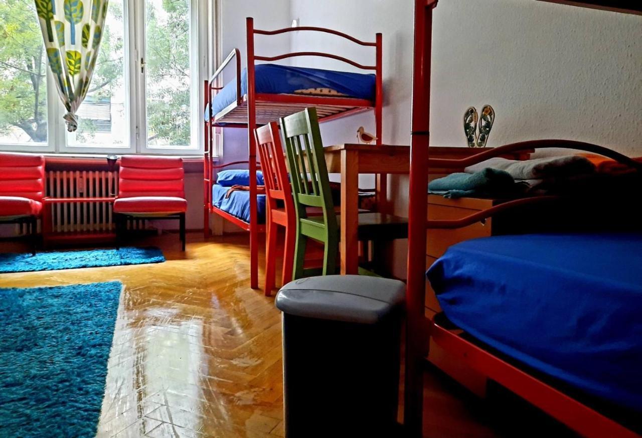 Lamis Hostel Boedapest Buitenkant foto